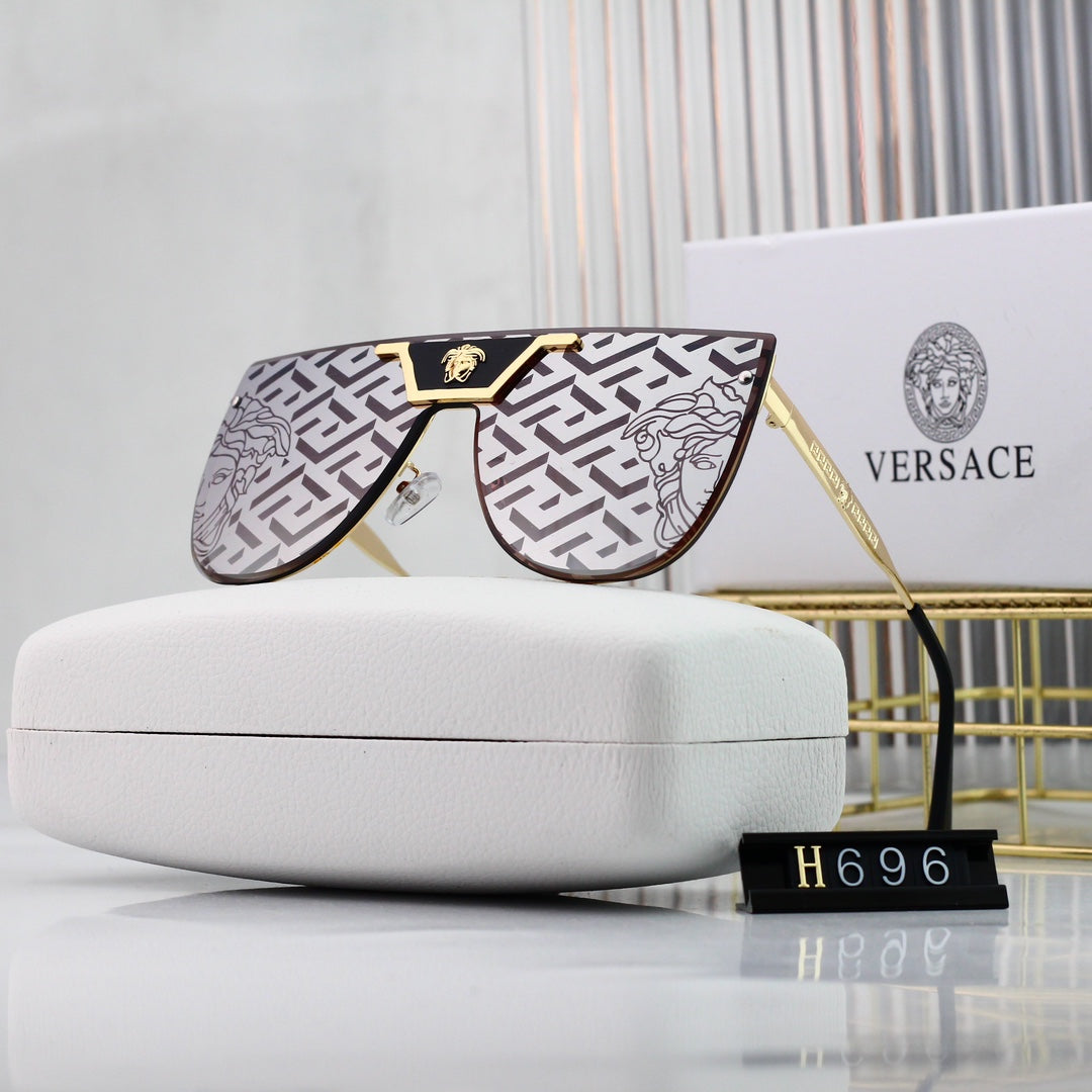 Versace Medusa Oversized Butterfly Polarized Sunglasses for Unisex – product image 1