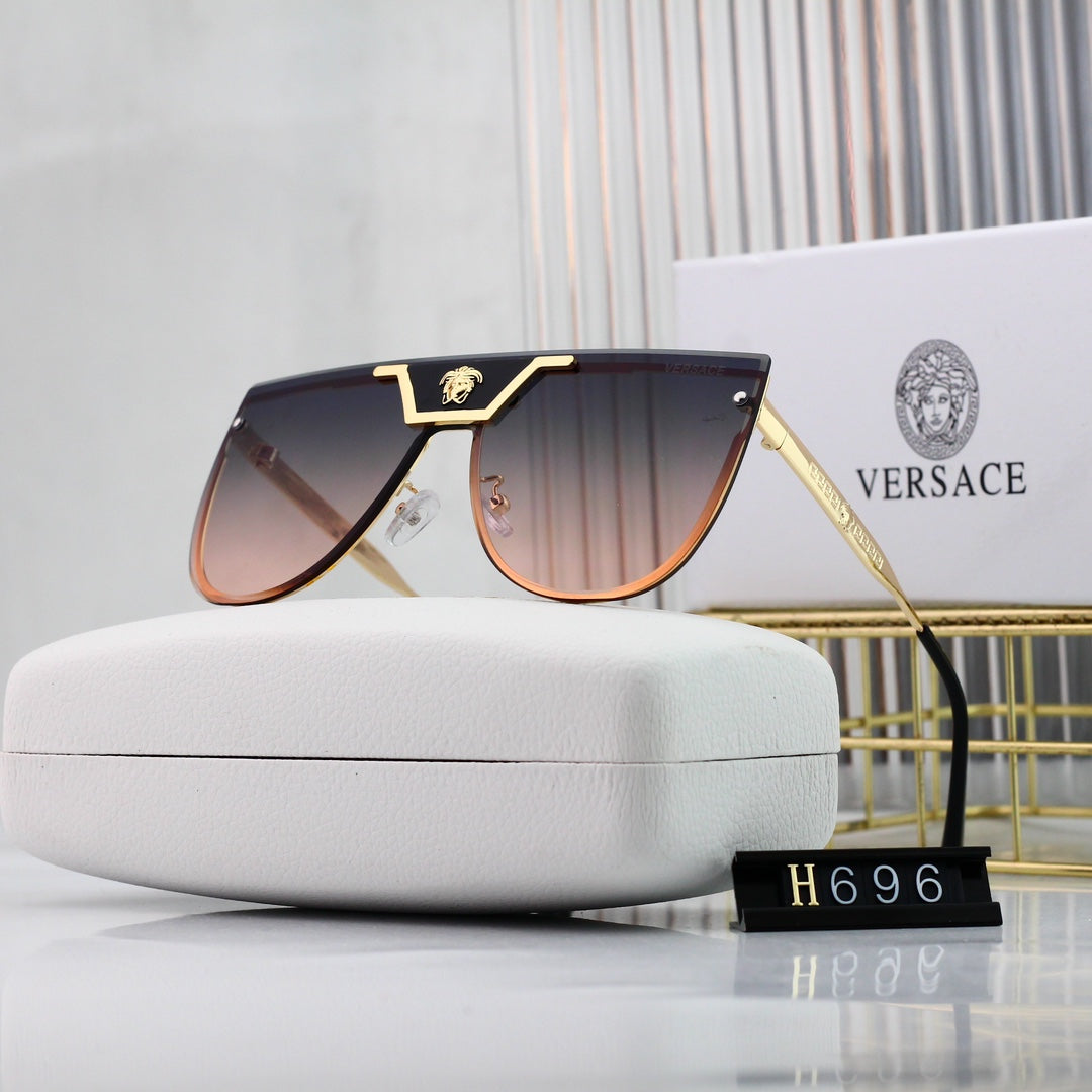 Versace Medusa Oversized Butterfly Polarized Sunglasses for Unisex – product image 4