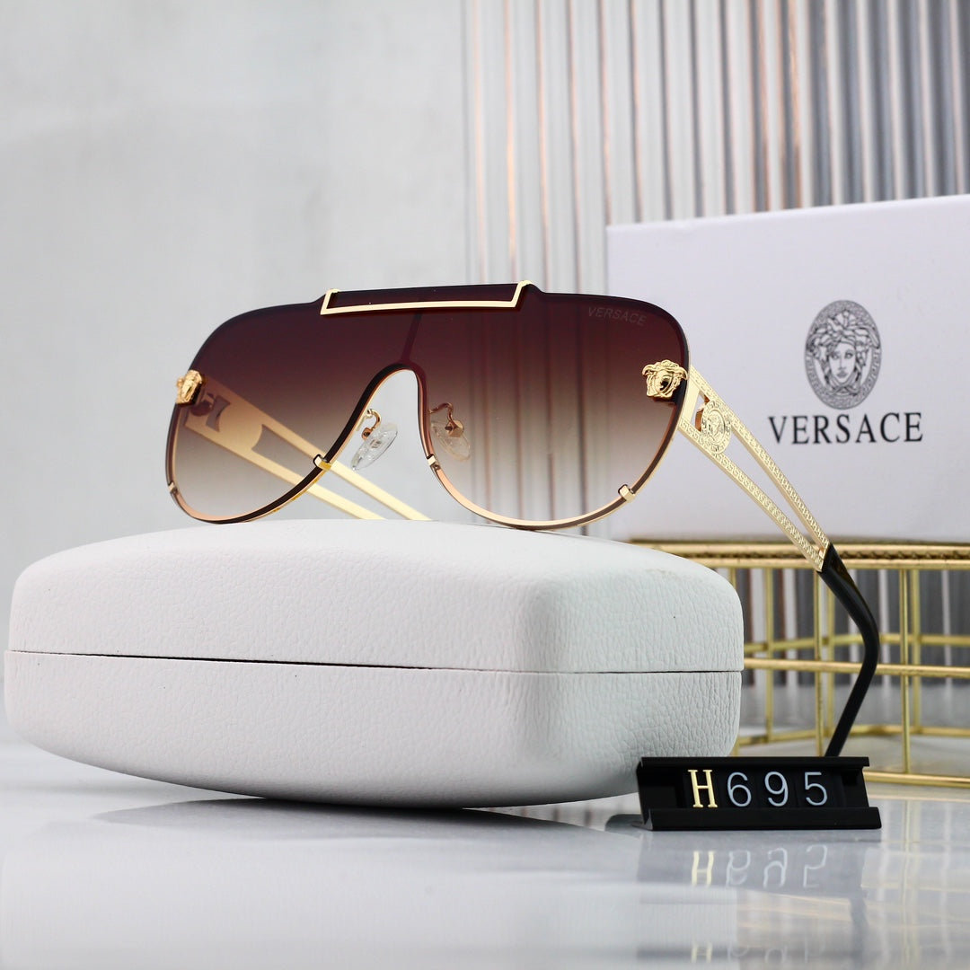 Versace Oversized Retro Watermark Pattern Sunglasses for Unisex – product image 9