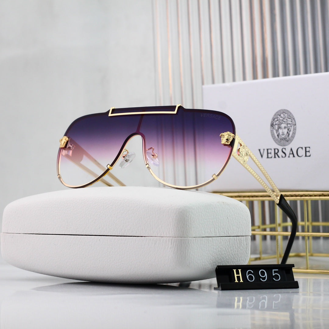 Versace Oversized Retro Watermark Pattern Sunglasses for Unisex – product image 12