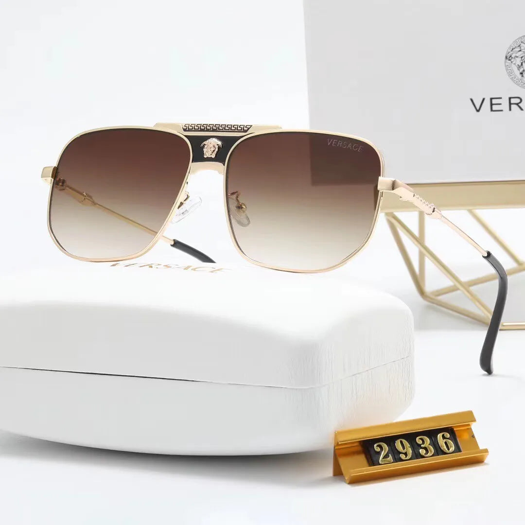 Versace Oversized Vintage Print Metal Sunglasses for Unisex – product image 3