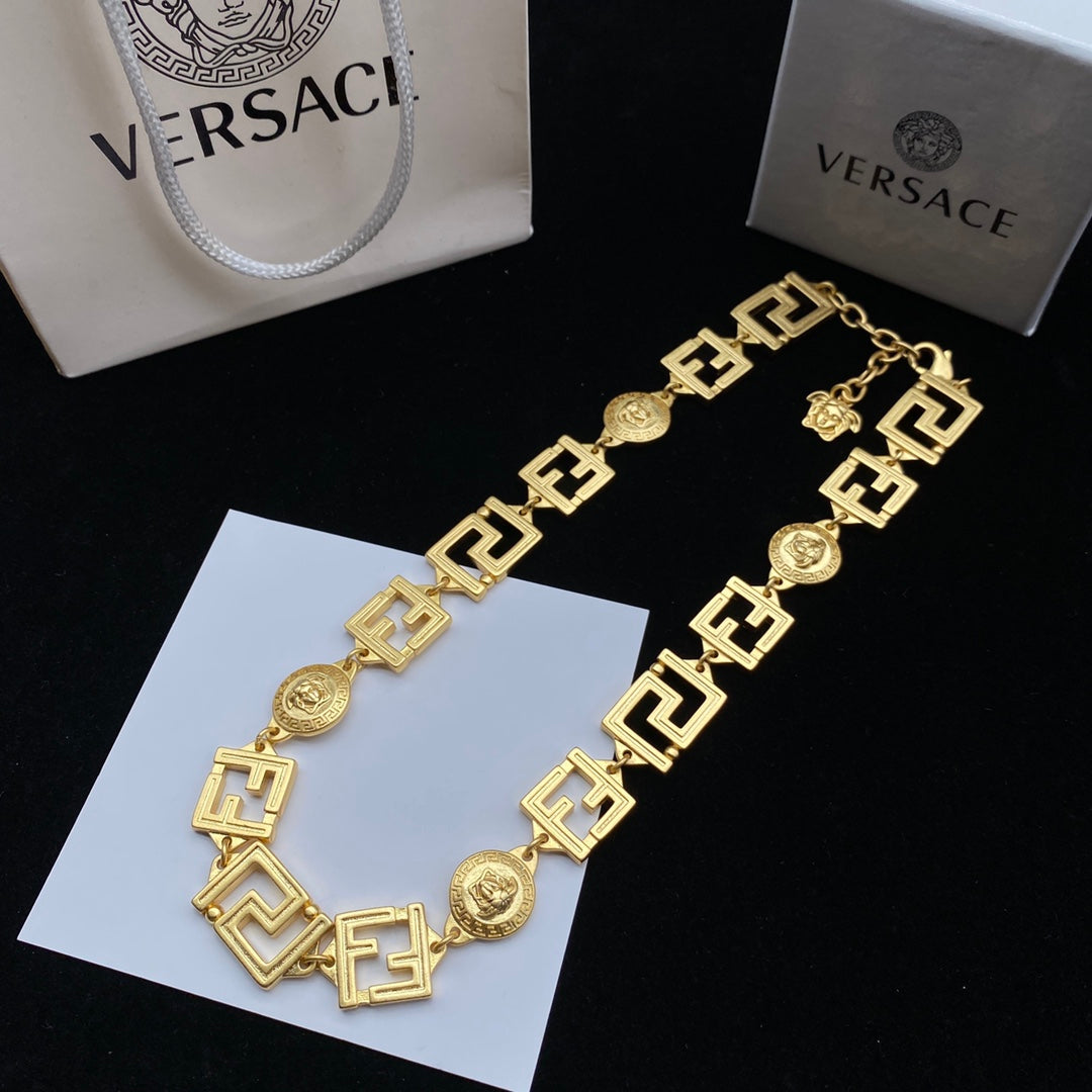 Versace Vintage Maze Bracelet Necklace Set – Luxury Jewelry – product image 7