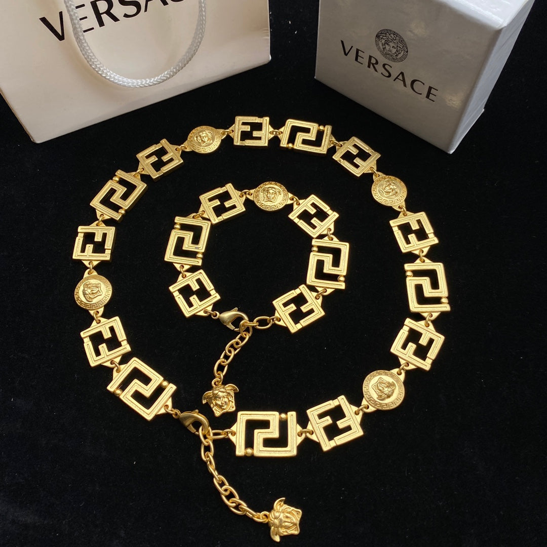 Versace Vintage Maze Bracelet Necklace Set – Luxury Jewelry – product image 9
