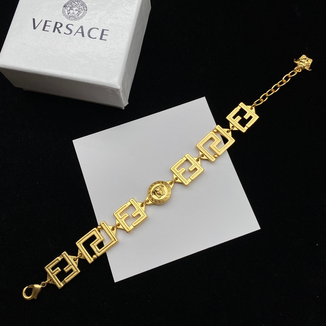 Versace Vintage Maze Bracelet Necklace Set – Luxury Jewelry – product image 14