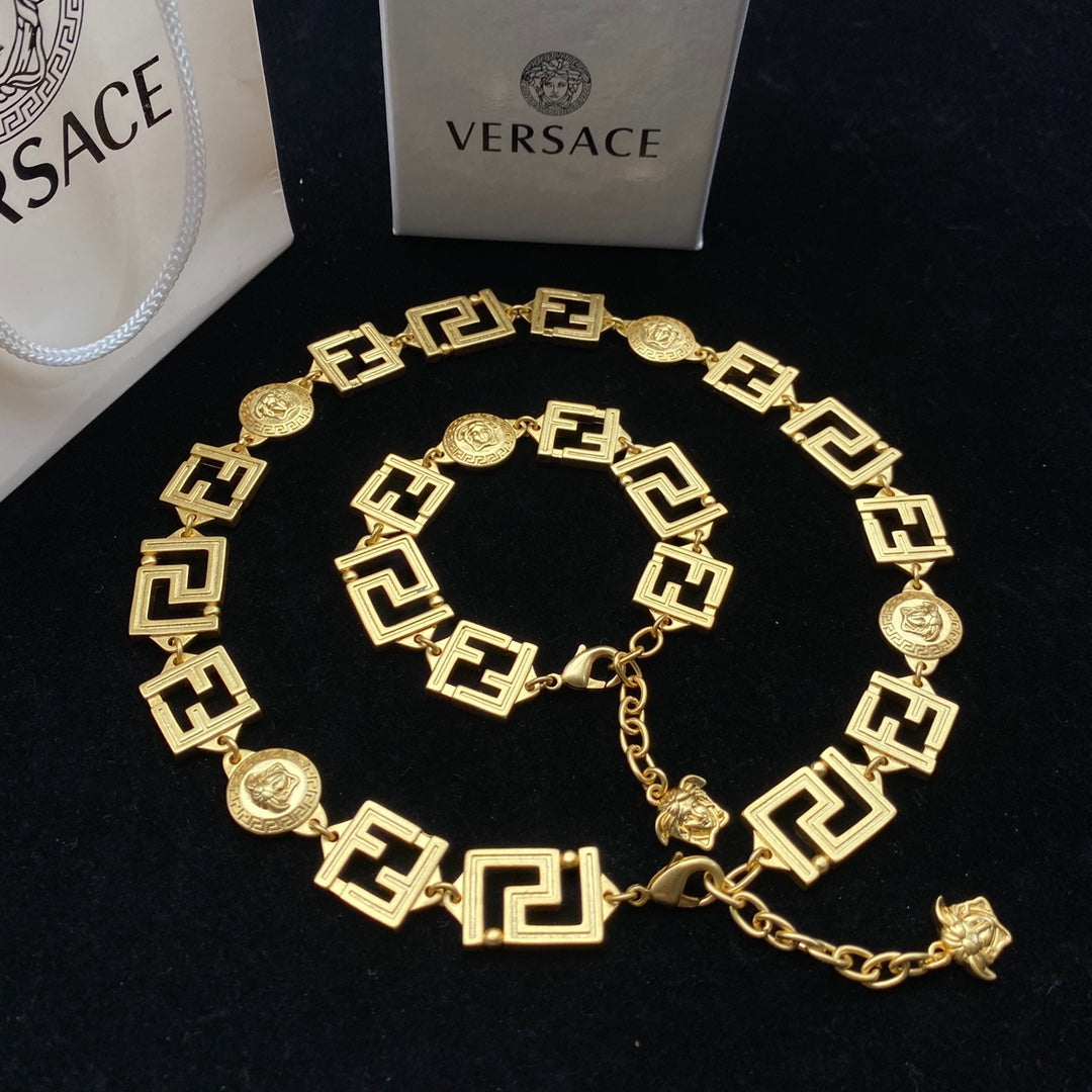 Versace Vintage Maze Bracelet Necklace Set – Luxury Jewelry – product image 15