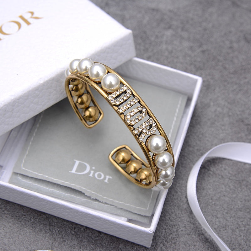 Vintage Pearl Cutout Open Bracelet – Luxury Jewelry – product image 2